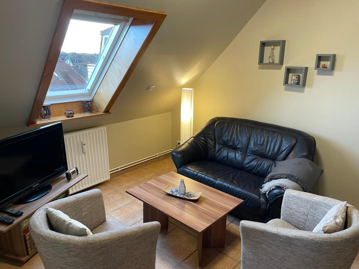 Modernisierte Ferienwohnung Friedrichskoog - Spitze, Gegenueber Mutter-Kind-Klinik 外观 照片